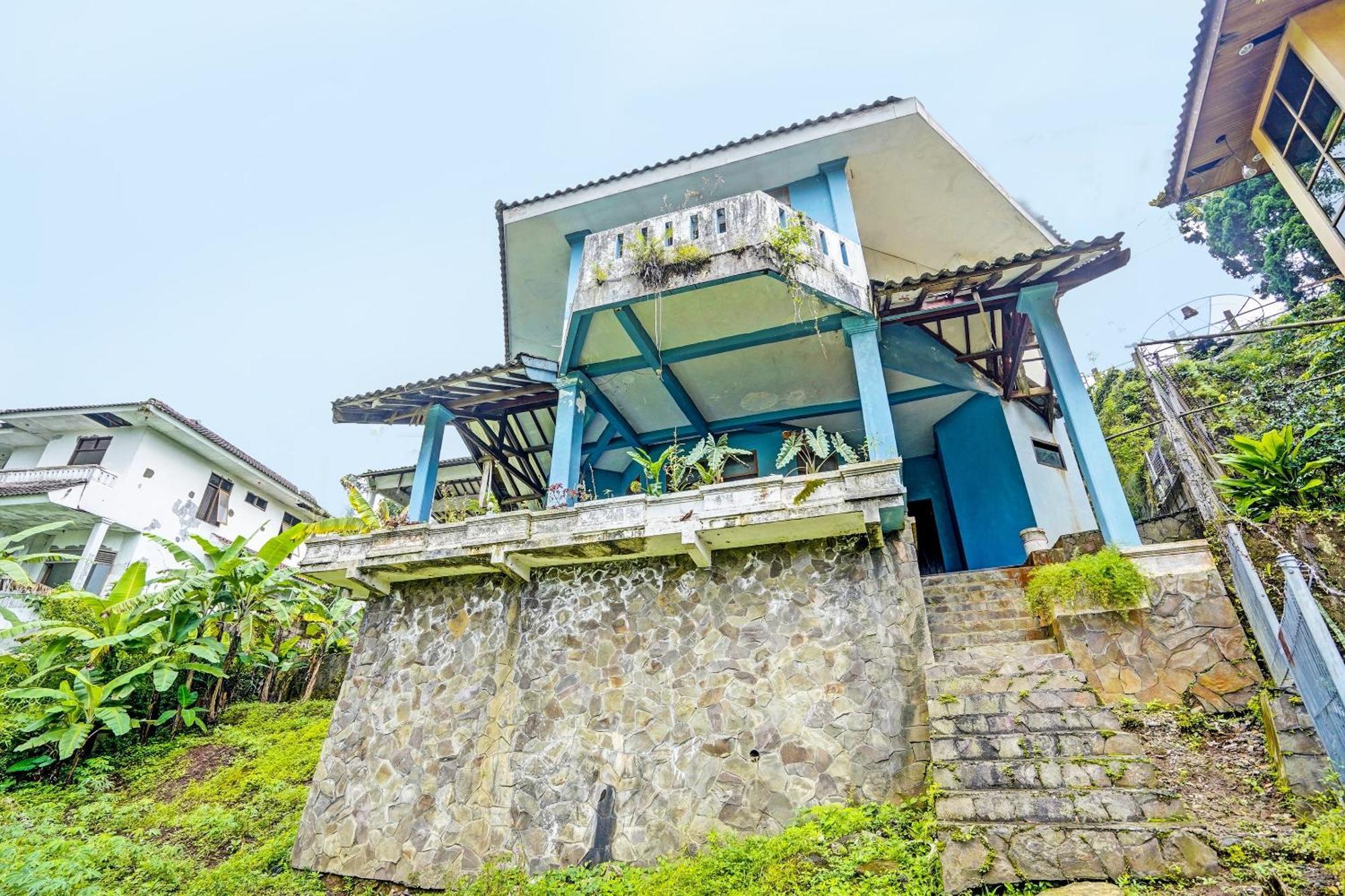 Spot On 92388 Villa Segi Delapan Prigen Экстерьер фото